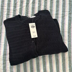 Abercrombie & Fitch Black Cropped Cardigan